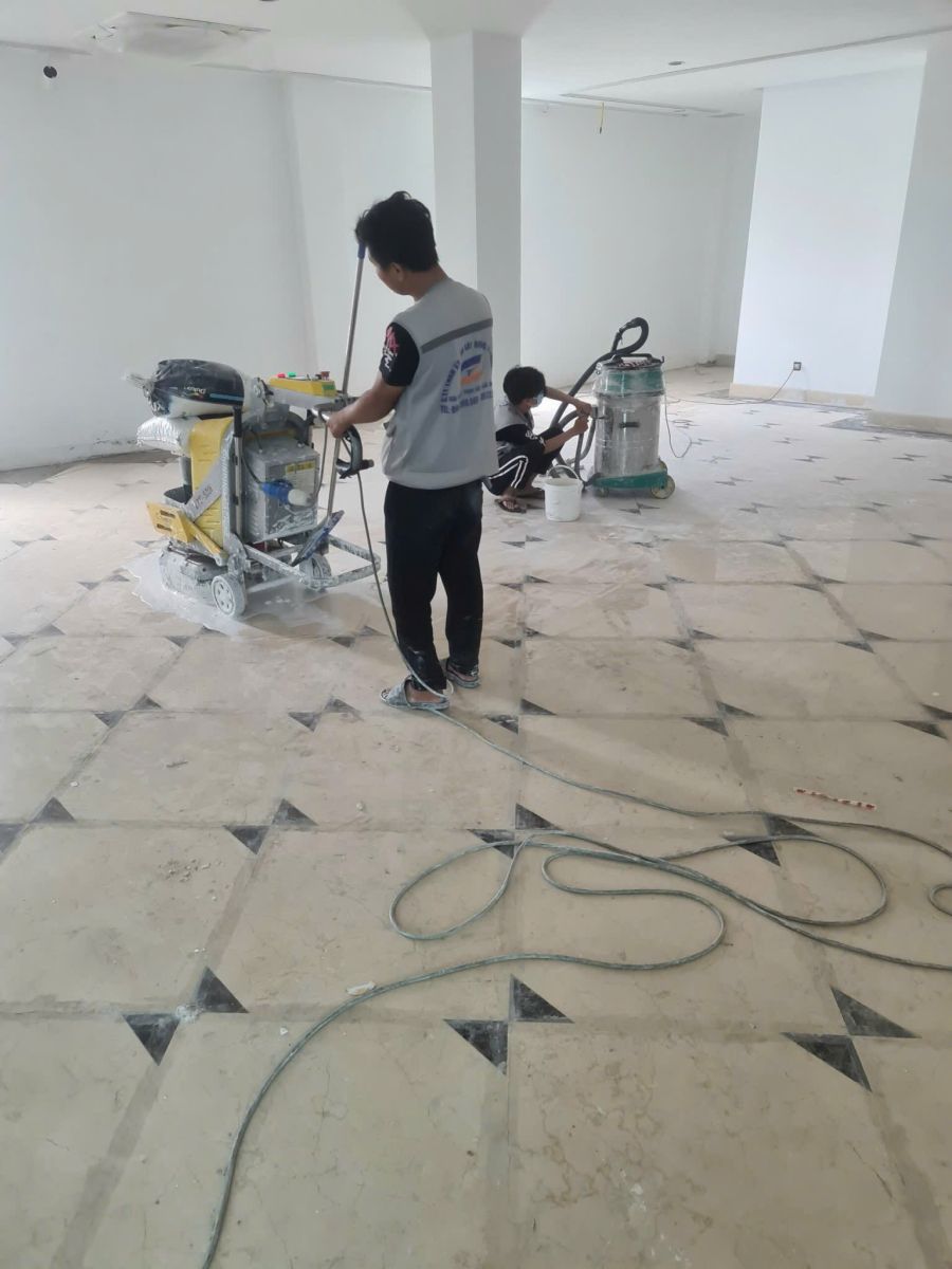 Tại sao bảo dưỡng sàn đá khách sạn lại quan trọng?