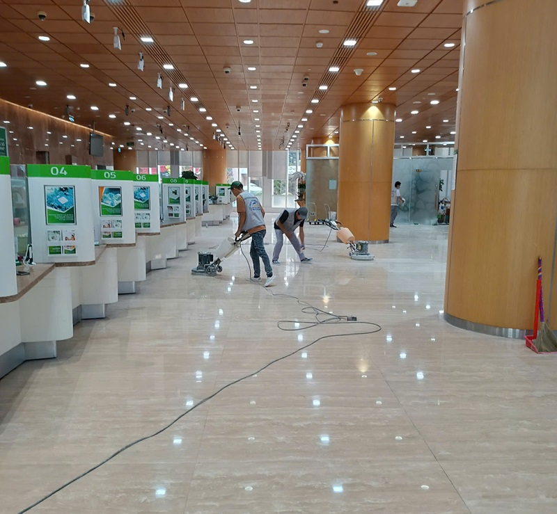 Vệ sinh bề mặt sàn đá