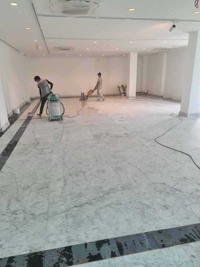 Phục hồi sàn đá nhà hàng khách sạn