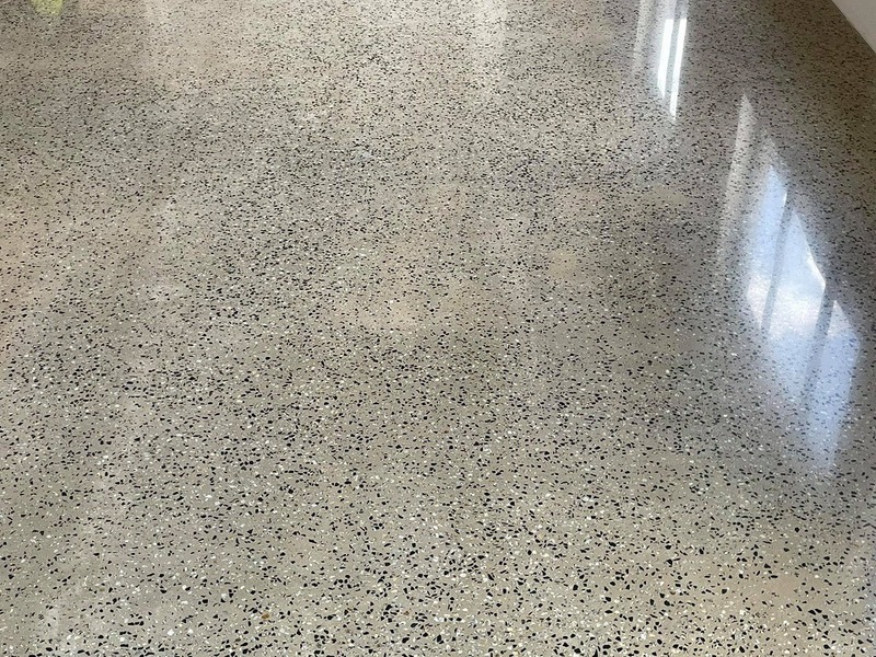Quy trình phục hồi sàn đá bị trầy xước