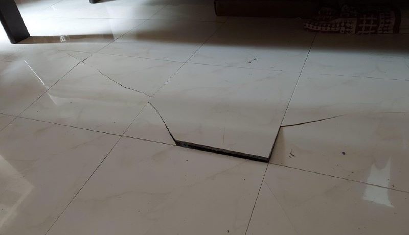 Vì sao sàn đá bị nứt sau một thời gian sử dụng