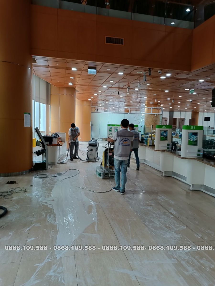 mài phục hồi và đánh bóng sàn đá granite