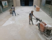 Hướng dẫn tự pha dung dịch tẩy rửa cho sàn đá bóng an toàn và hiệu quả